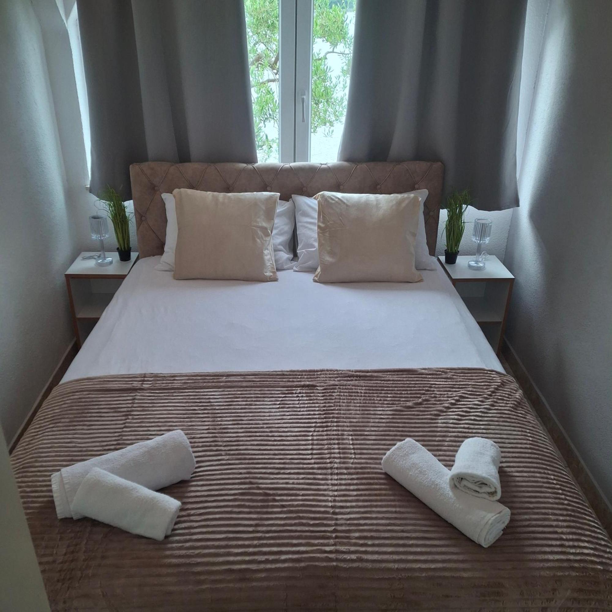 Apartmani Villa Anita Neum Exteriör bild