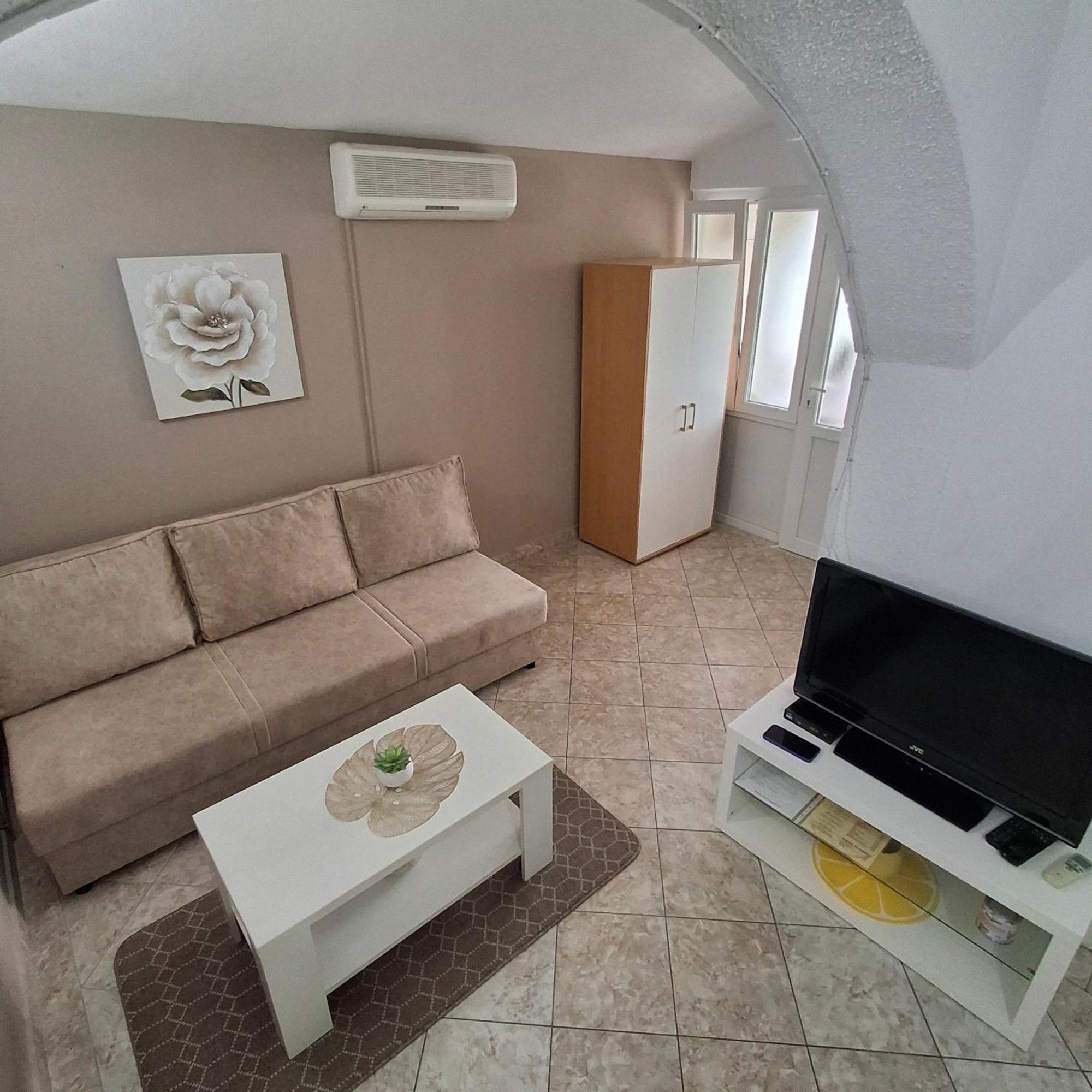 Apartmani Villa Anita Neum Exteriör bild