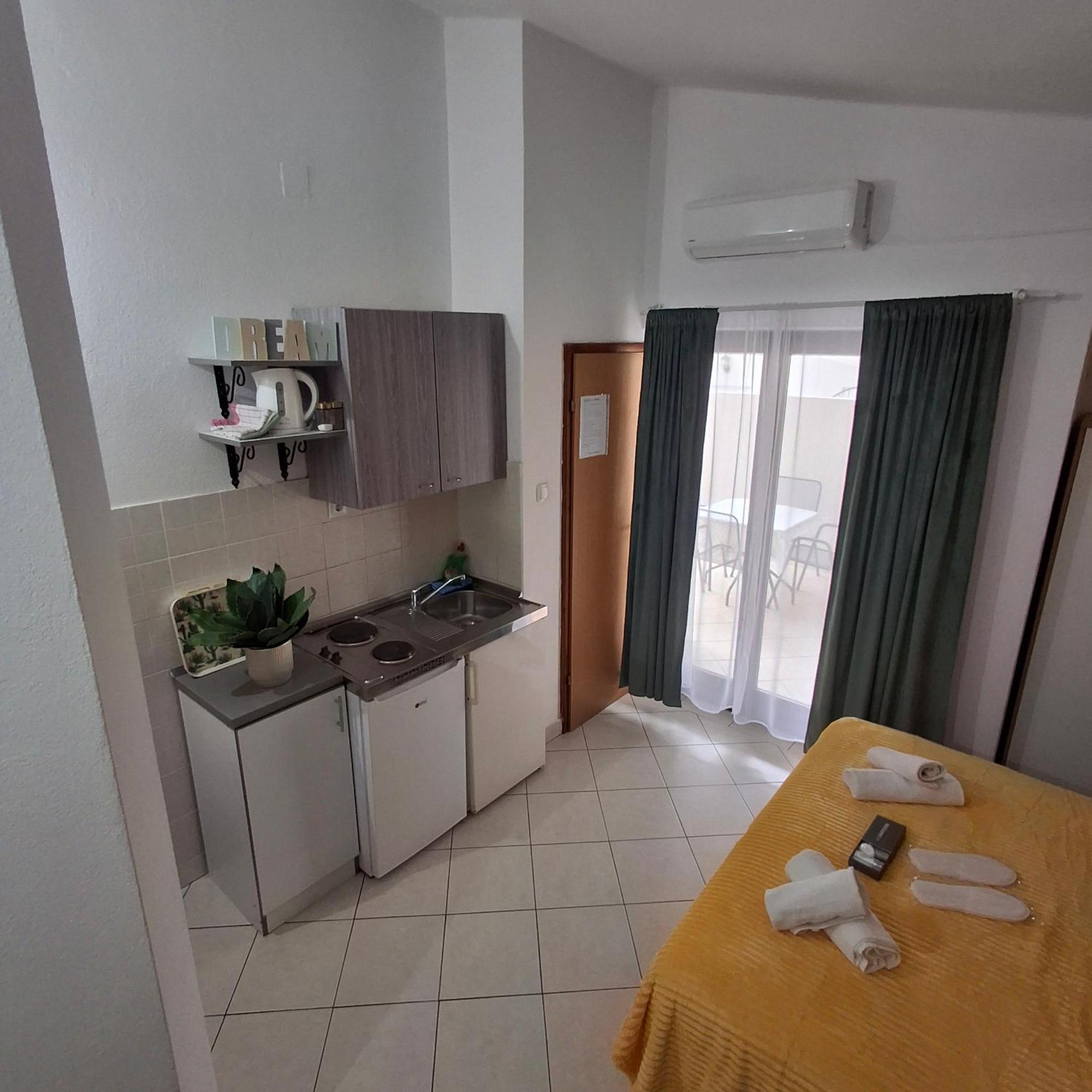 Apartmani Villa Anita Neum Exteriör bild
